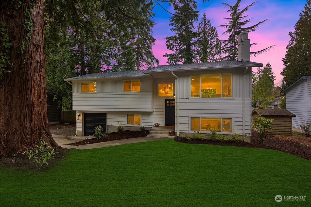 Photo of 11235 115th Place NE #1, Kirkland, WA 98033 (MLS # 2045227)