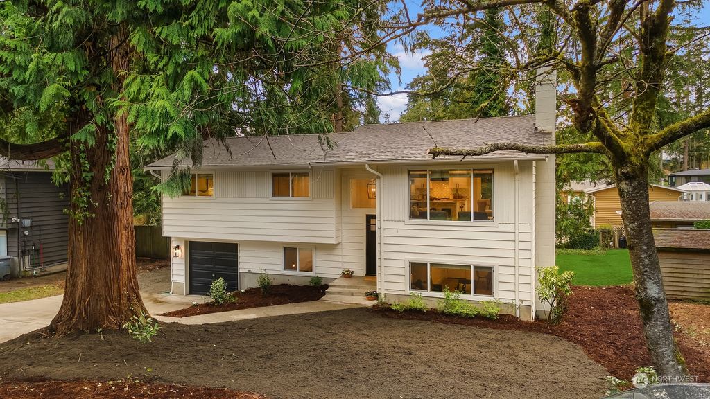 Photo of 11235 115th Place NE #1, Kirkland, WA 98033 (MLS # 2045227)