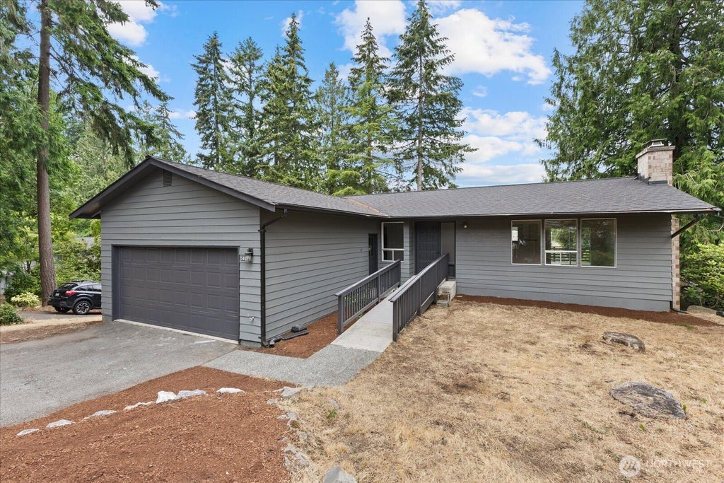 Photo of 5819 172nd Place SW, Lynnwood, WA 98037 (MLS # 2576790)
