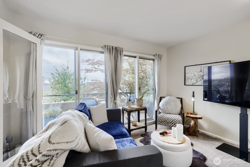 Photo of 2134 Waverly Place N #103, Seattle, WA 98109 (MLS # 2547183)