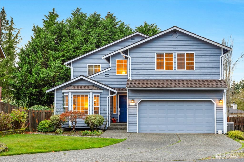 Photo of 1625 Lumley Avenue, Mukilteo, WA 98275 (MLS # 2308144)
