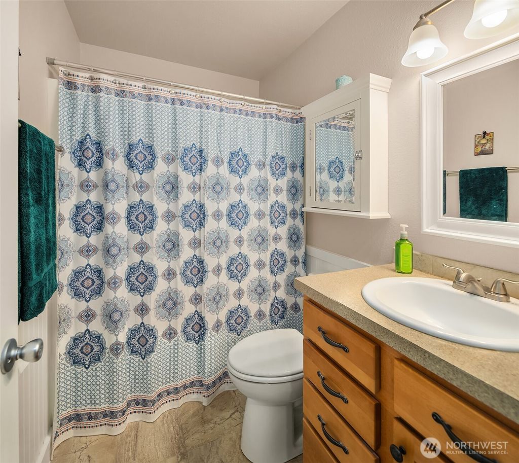 listing image 9363823408940117433