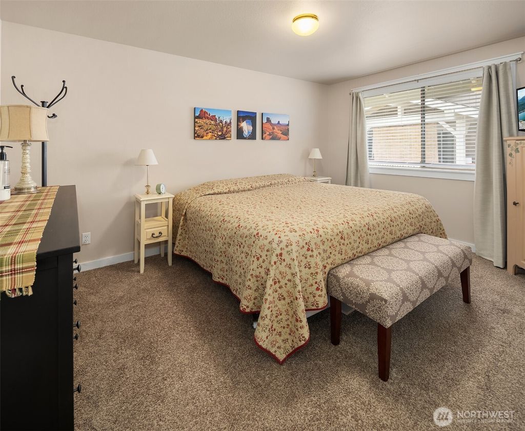 listing image 9366928182594608749