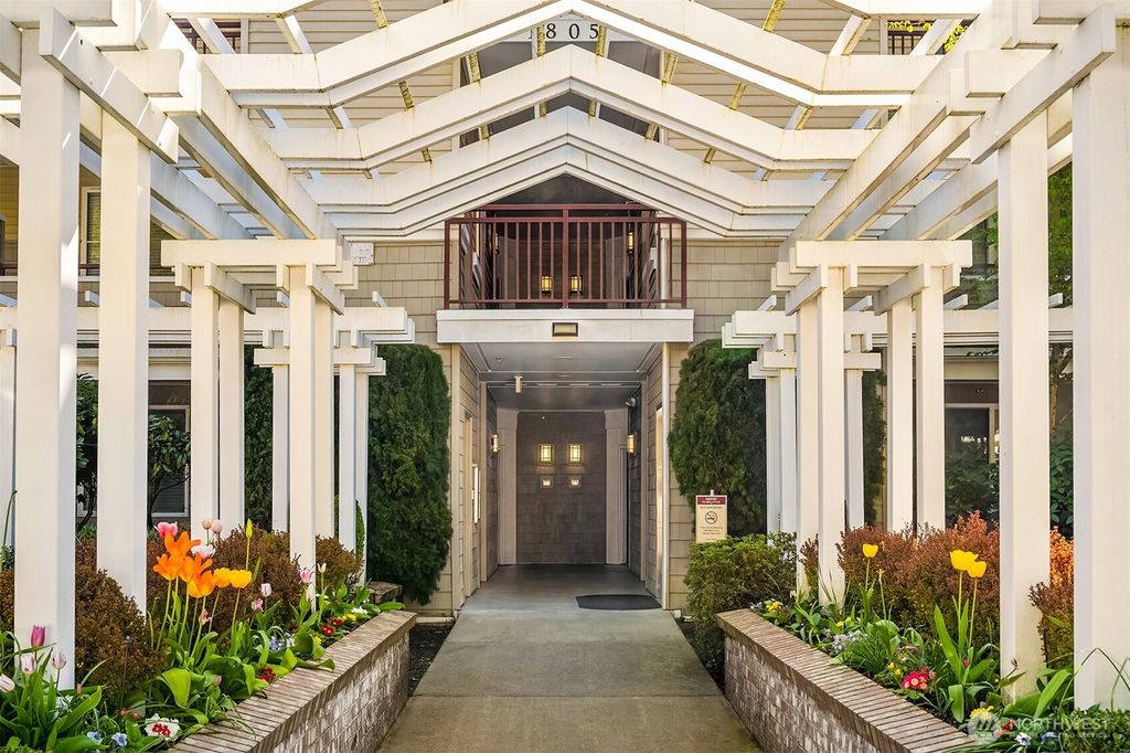 Photo of 1805 134th Avenue SE #22, Bellevue, WA 98005 (MLS # 2503732)