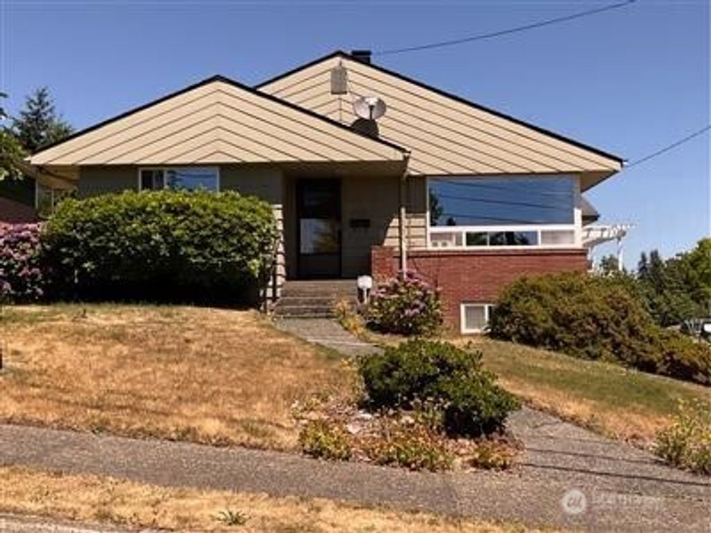 Photo of 5524 S Morgan Street, Seattle, WA 98118 (MLS # 2419370)