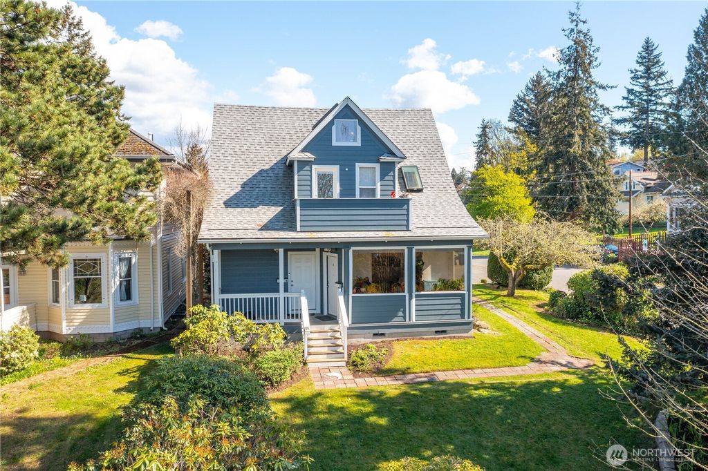 Photo of 1000 Jersey Street #A &amp; B, Bellingham, WA 98225 (MLS # 2512251)