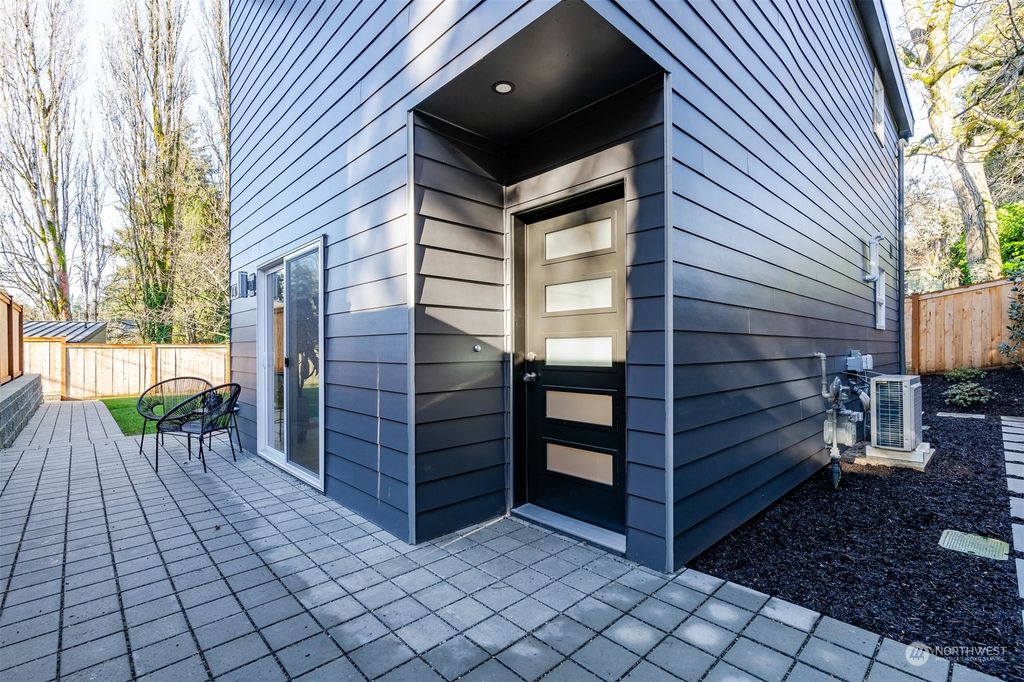 Photo of 3034 NE 90th Street, Seattle, WA 98115 (MLS # 2321504)