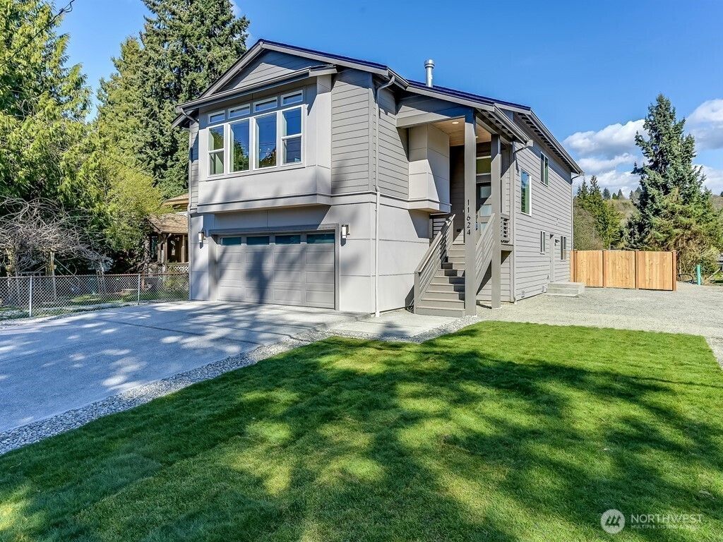 Photo of 11624 42nd Avenue S, Tukwila, WA 98168 (MLS # 2458406)