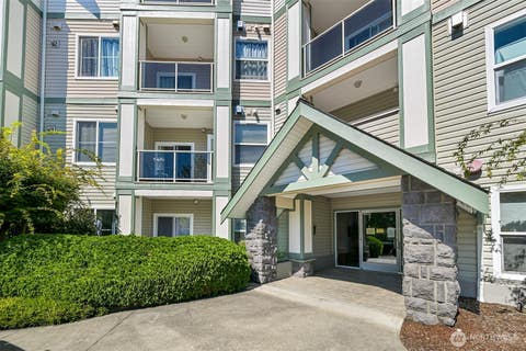 Photo of 251 W Bakerview Road #101, Bellingham, WA 98226 (MLS # 2568937)