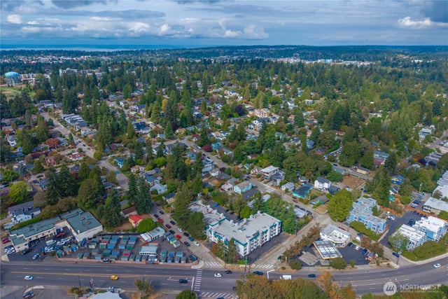 1740 NE 86th Street 311 #311, Seattle