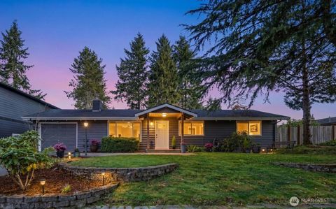 Photo of 8554 NE 137th Pl Pl, Kirkland, WA 98034 (MLS # 2504873)