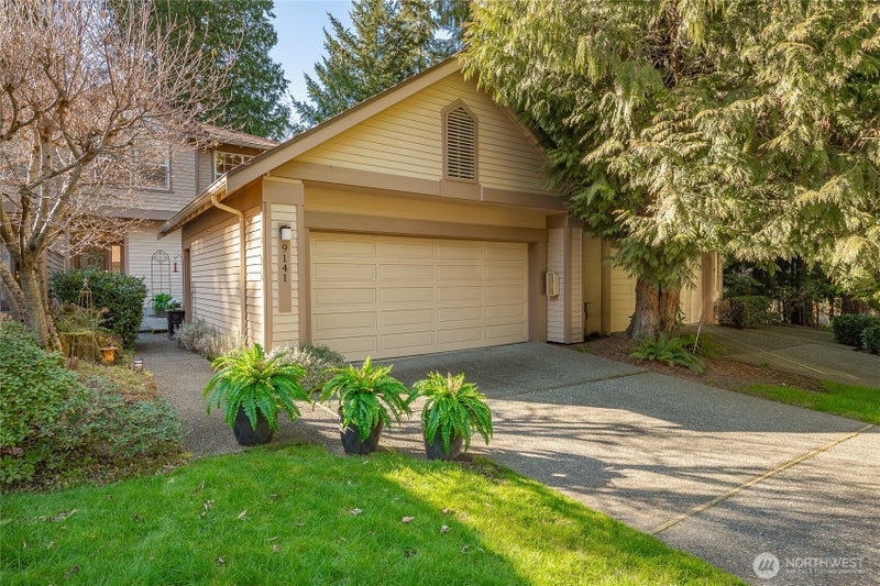 9141 Gleneagle Drive