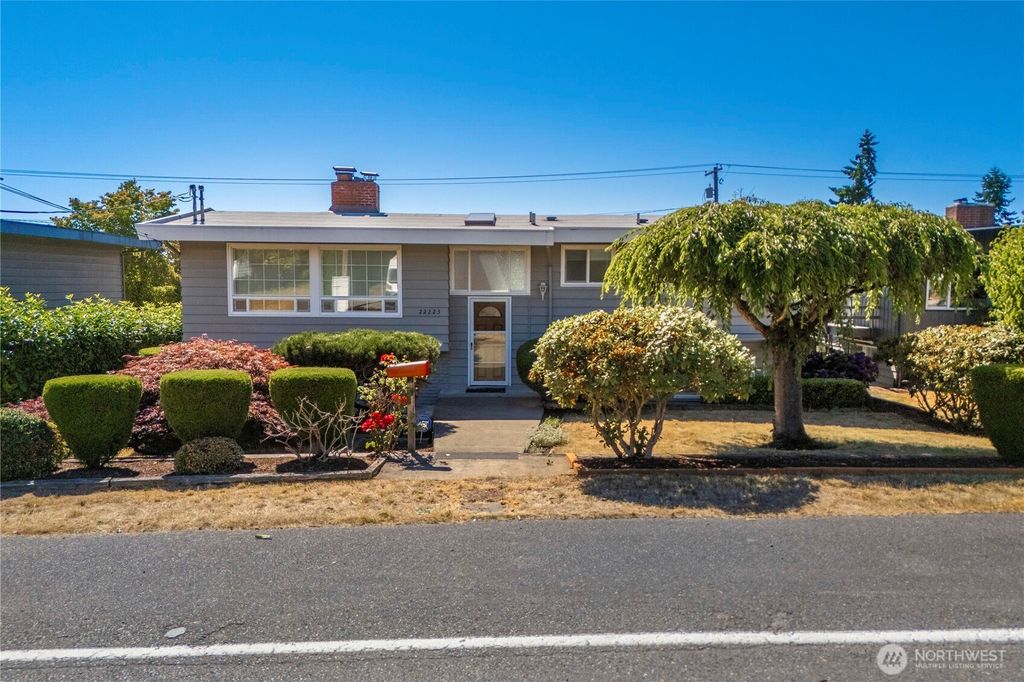 Photo of 22223 10th Avenue S, Des Moines, WA 98198 (MLS # 2402038)
