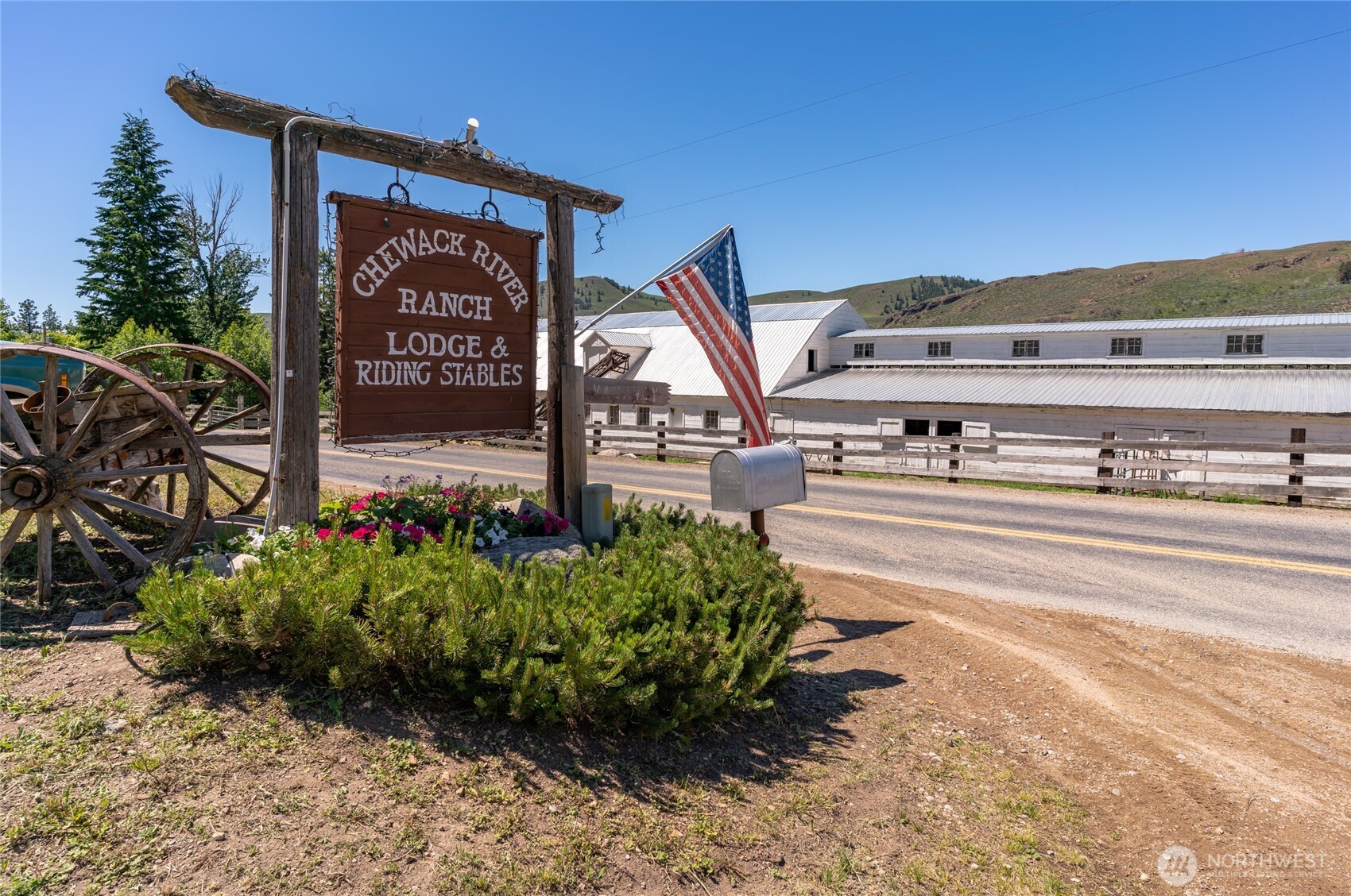 579 Eastside Chewuch Road