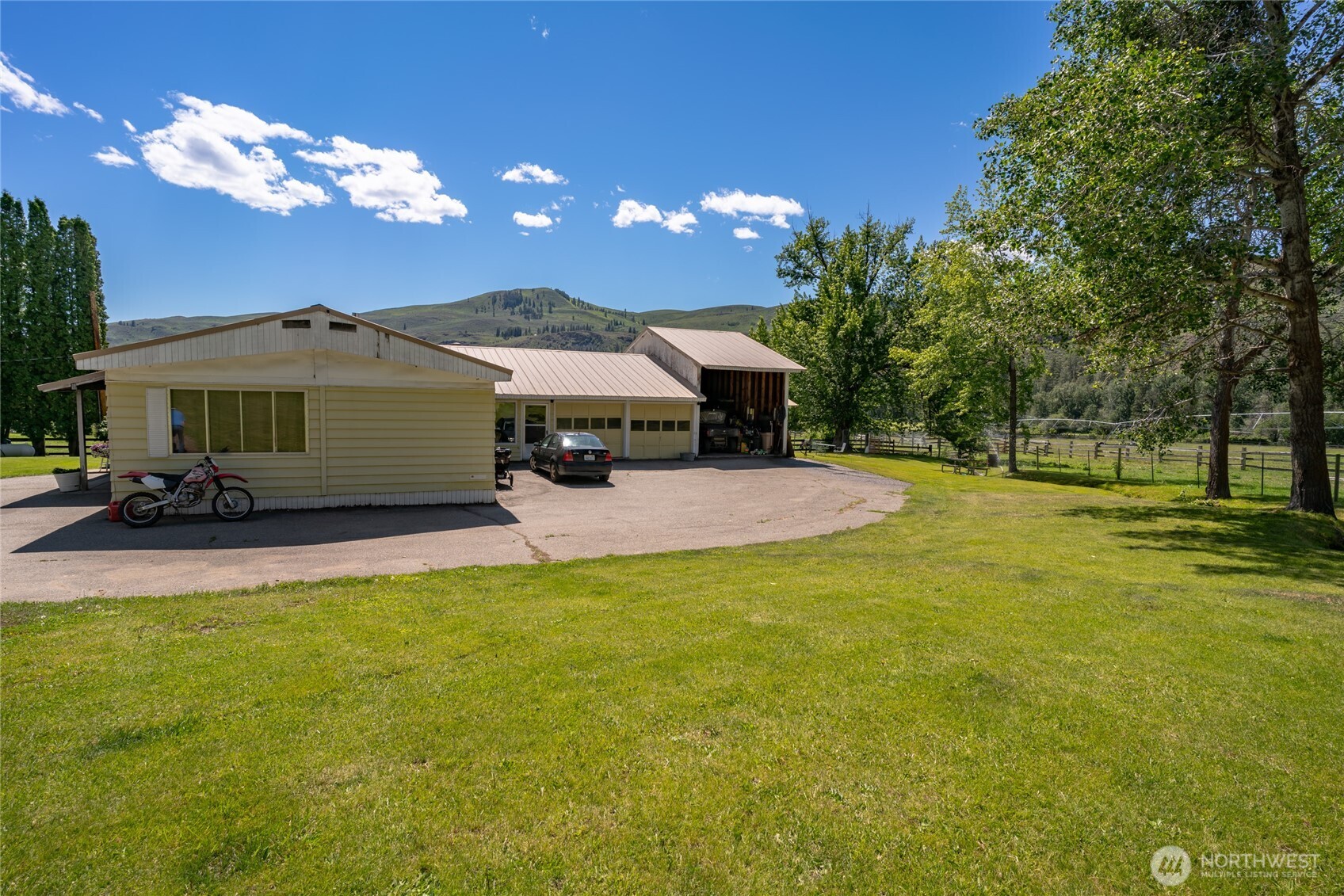 579 Eastside Chewuch Road