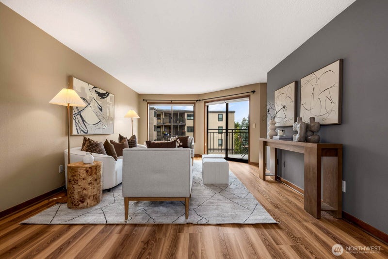 1070 5th Avenue S 207