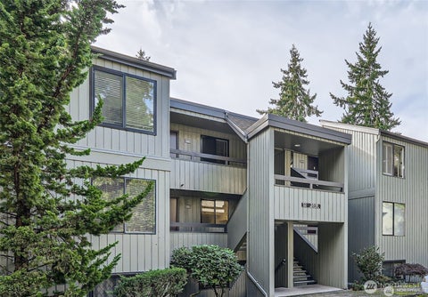 Photo of 3518 109th Place NE #222, Bellevue, WA 98004 (MLS # 2548545)