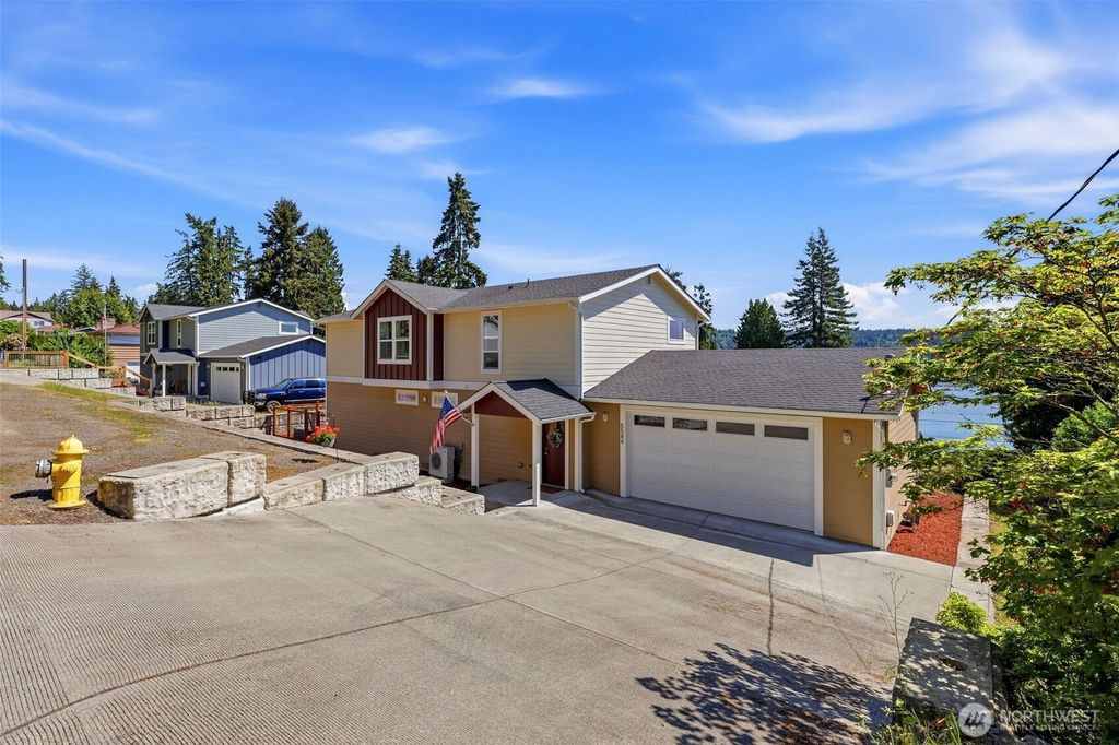 Photo of 5584 Madrona Avenue NE, Bremerton, WA 98311 (MLS # 2476901)