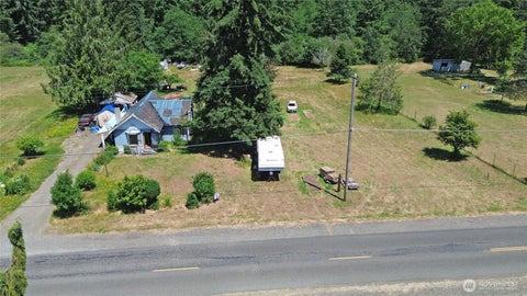 Photo of 5 Elma Gate Road, Oakville, WA 98569 (MLS # 2583076)
