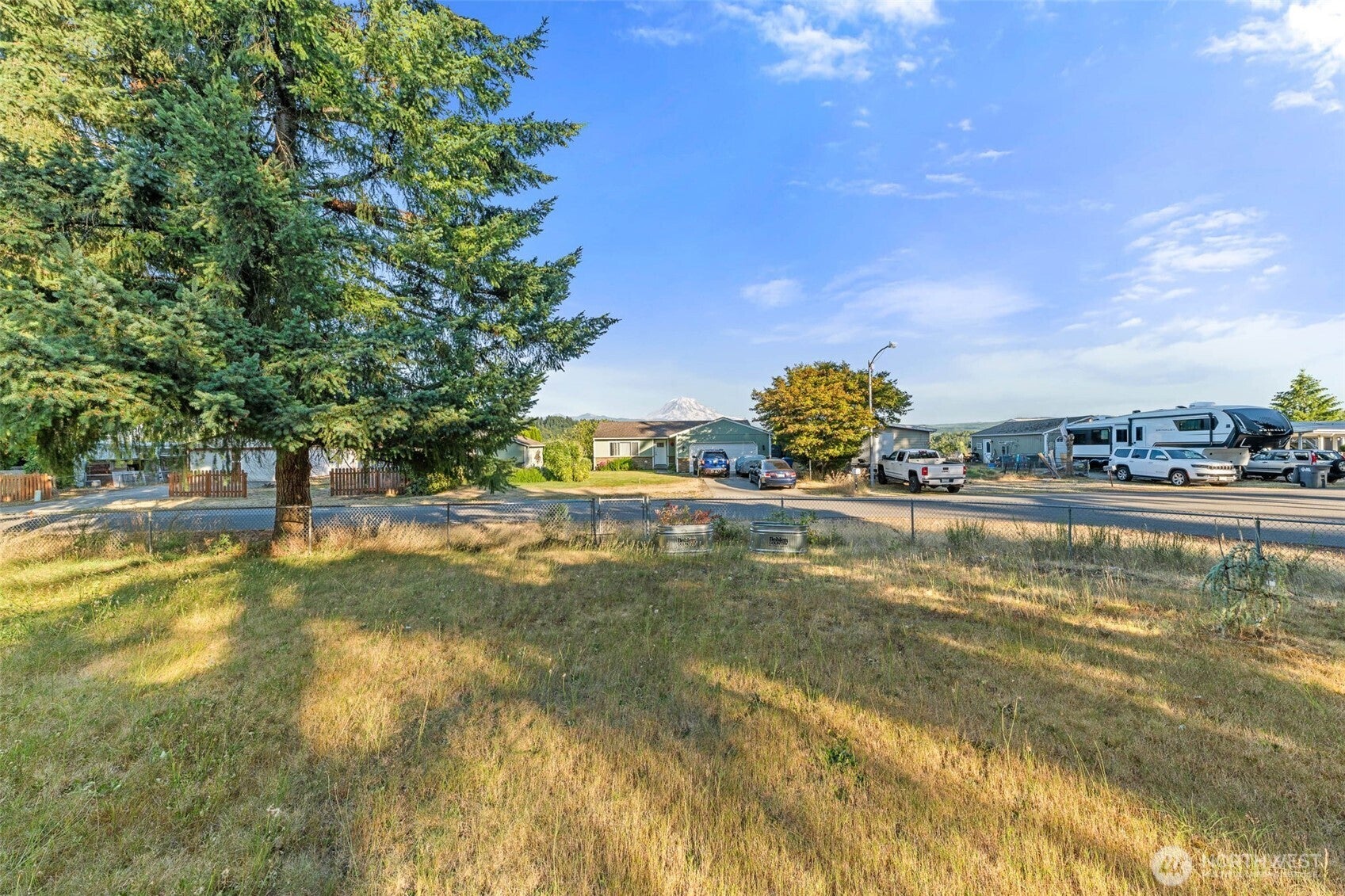 13614 Cedar Cir E