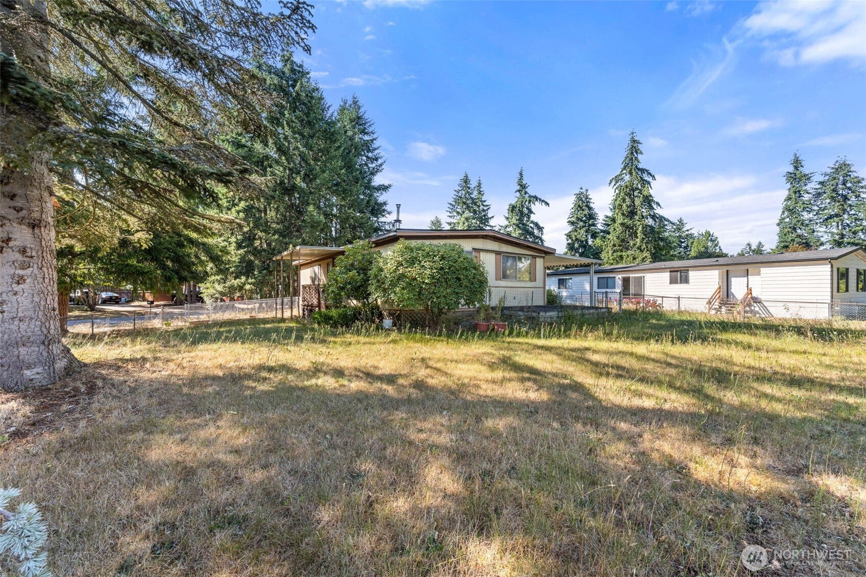 13614 Cedar Cir E