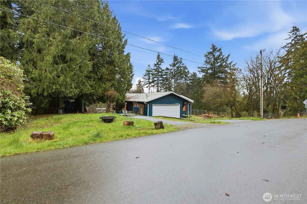Photo of 20327 W Richmond Road, Bothell, WA 98021 (MLS # 2492953)