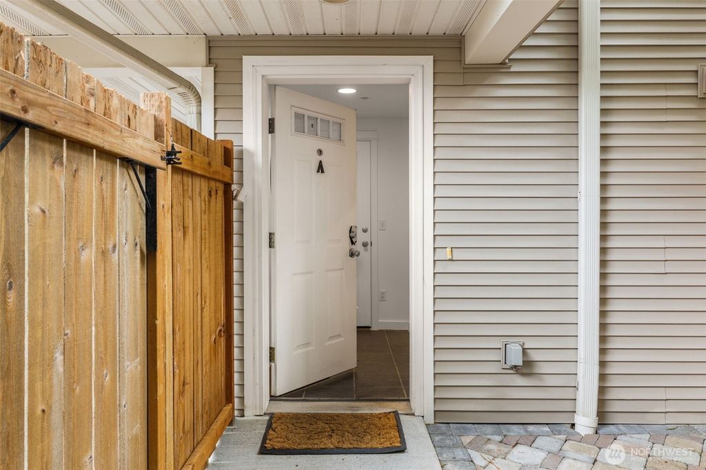 Photo of 12018 31st Avenue NE, Seattle, WA 98125 (MLS # 2439167)