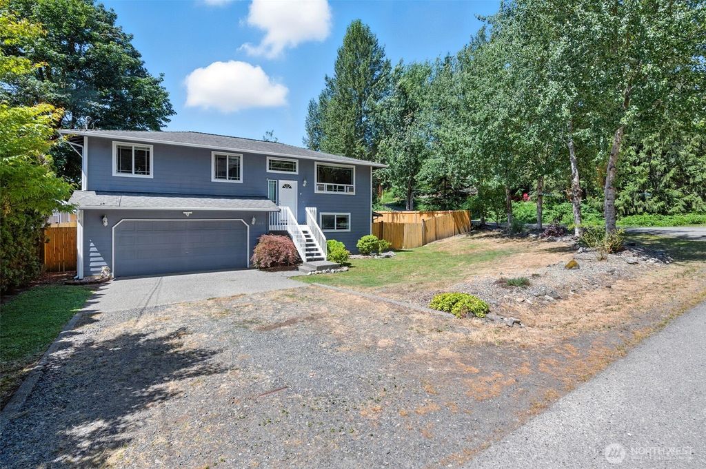 Photo of 11306 192nd Drive NE, Arlington, WA 98223 (MLS # 2411939)