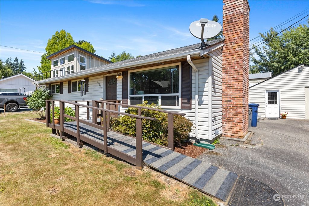 Photo of 11613 19th Street NE, Lake Stevens, WA 98258 (MLS # 2144871)