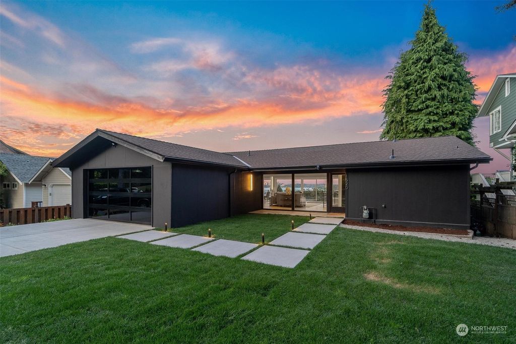 Photo of 1520 Lake Washington Boulevard S, Seattle, WA 98144 (MLS # 2144090)