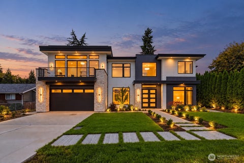 Photo of 10237 134th Avenue NE, Kirkland, WA 98033 (MLS # 2589137)