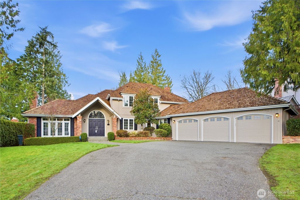 Photo of 3423 203rd Place NE, Sammamish, WA 98074 (MLS # 2481162)