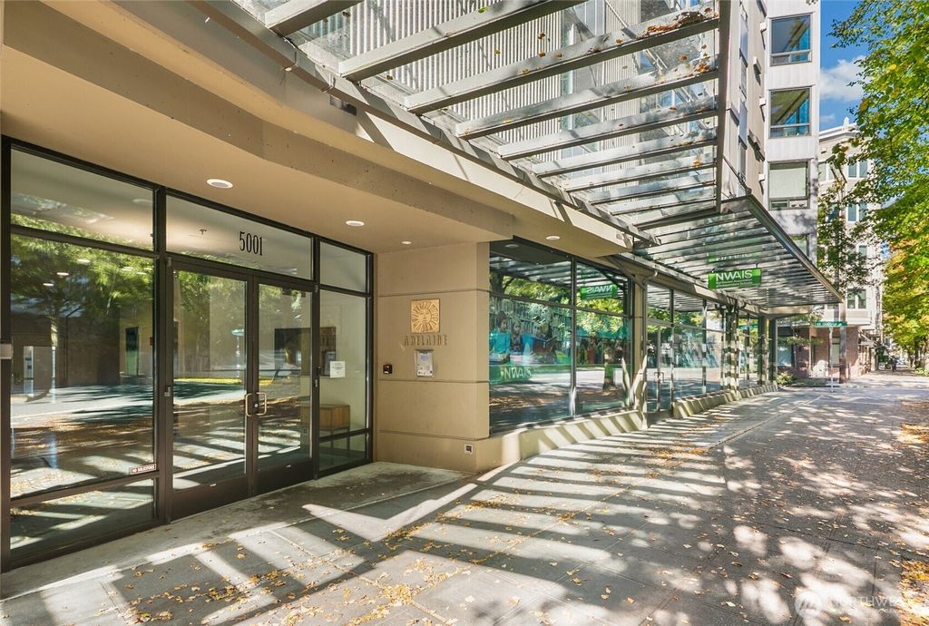 Photo of 5001 California Avenue SW #511, Seattle, WA 98136 (MLS # 2444690)