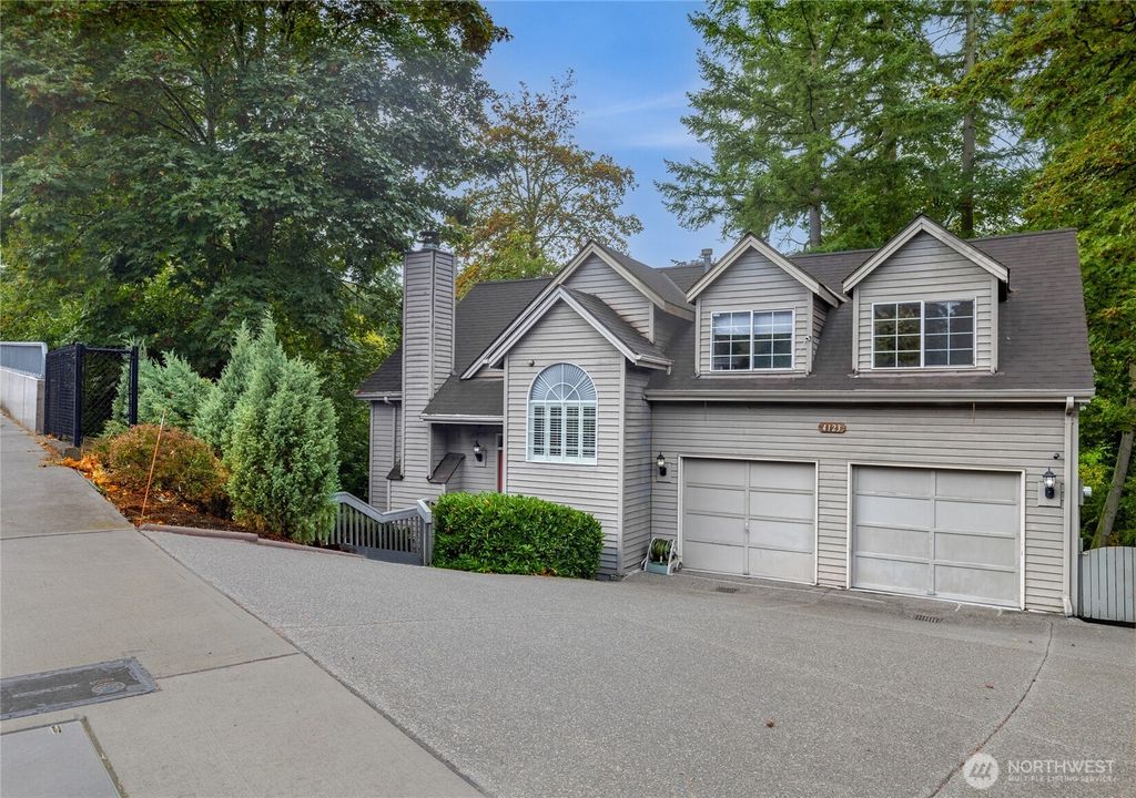 Photo of 4123 150th Avenue SE, Bellevue, WA 98006 (MLS # 2436397)
