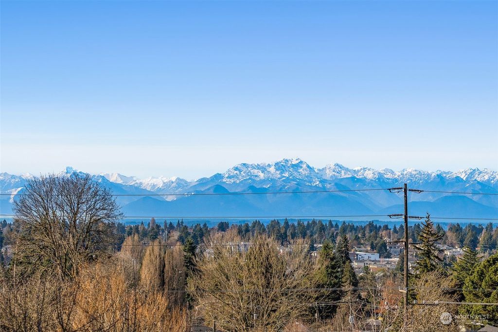 Photo of 8917 8th Avenue NE, Seattle, WA 98115 (MLS # 2189768)