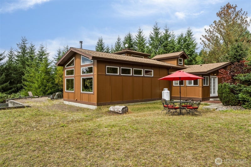 156 Peppermill Road