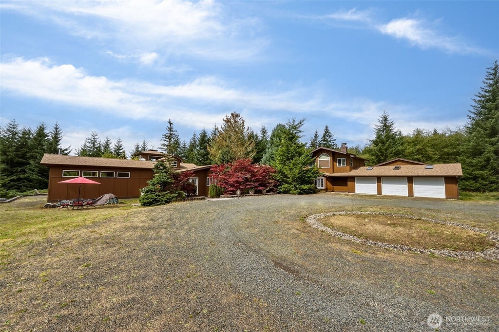 Photo of 156 Peppermill Road, Kelso, WA 98626 (MLS # 2580913)
