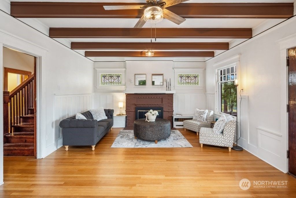 Photo of 303 29th Avenue, Seattle, WA 98122 (MLS # 2279908)