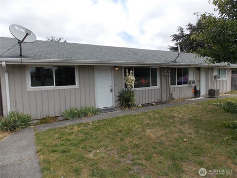 Photo of 1701 1703 Garfield Street S, Tacoma, WA 98444 (MLS # 2542643)