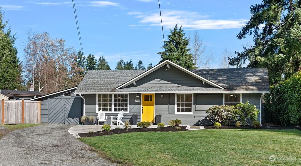 Photo of 2021 211th Place SW, Lynnwood, WA 98036 (MLS # 2207284)