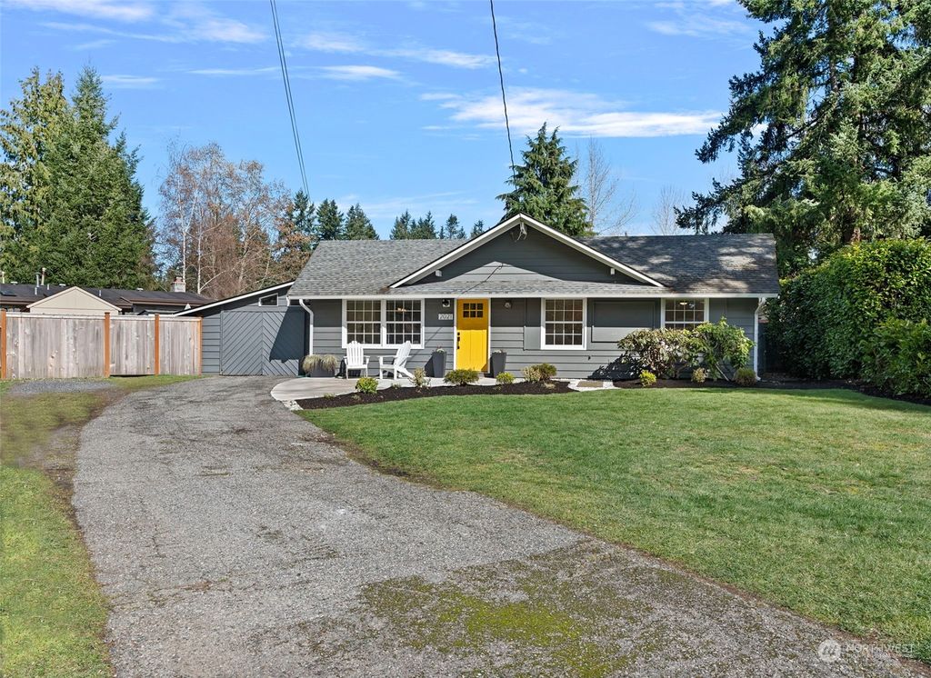Photo of 2021 211th Place SW, Lynnwood, WA 98036 (MLS # 2207284)