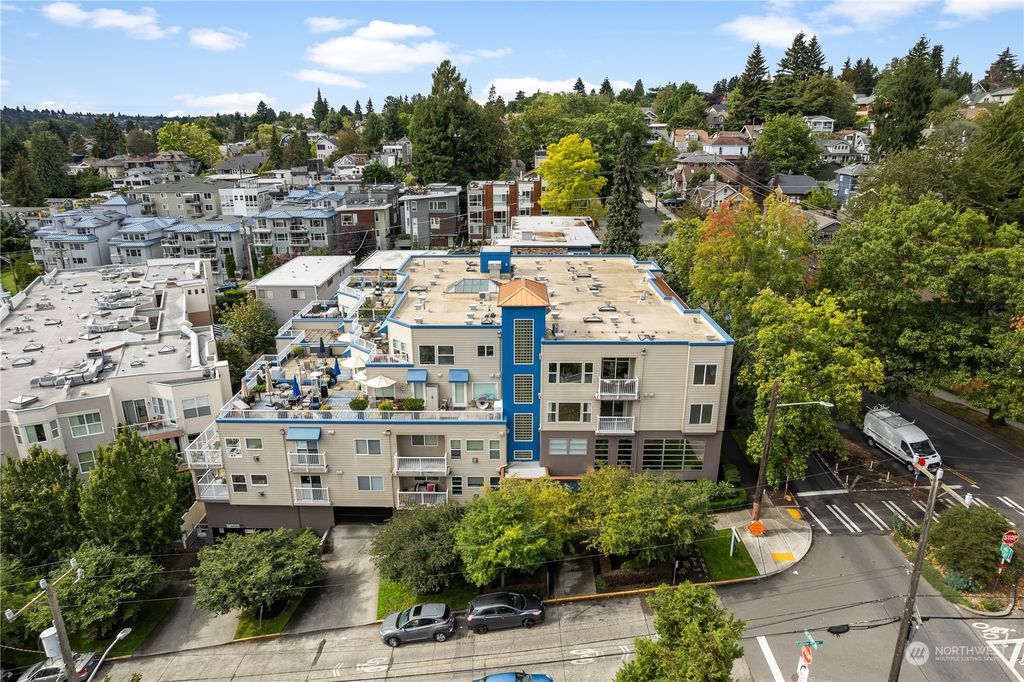 Photo of 3919 Latona Avenue NE #403, Seattle, WA 98105 (MLS # 2291923)
