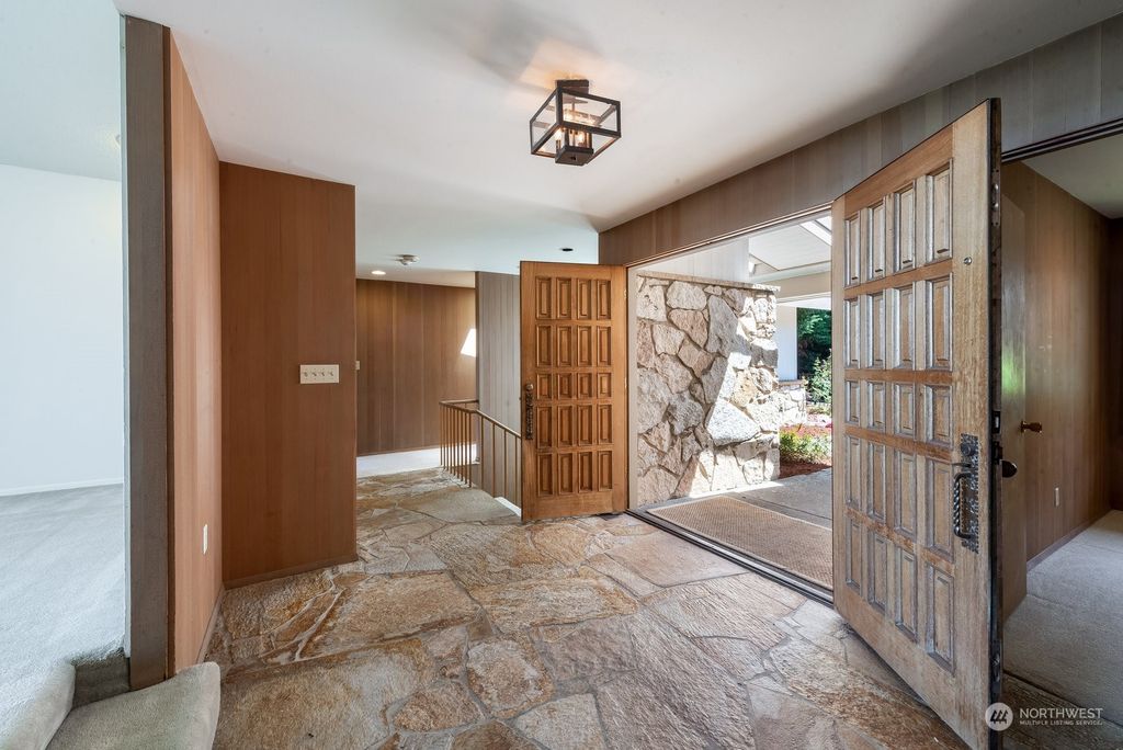 Photo of 16617 104th Avenue NE, Bothell, WA 98011 (MLS # 2101753)