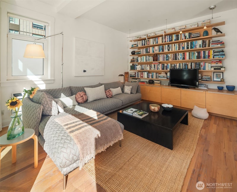 81 Vine Street 404