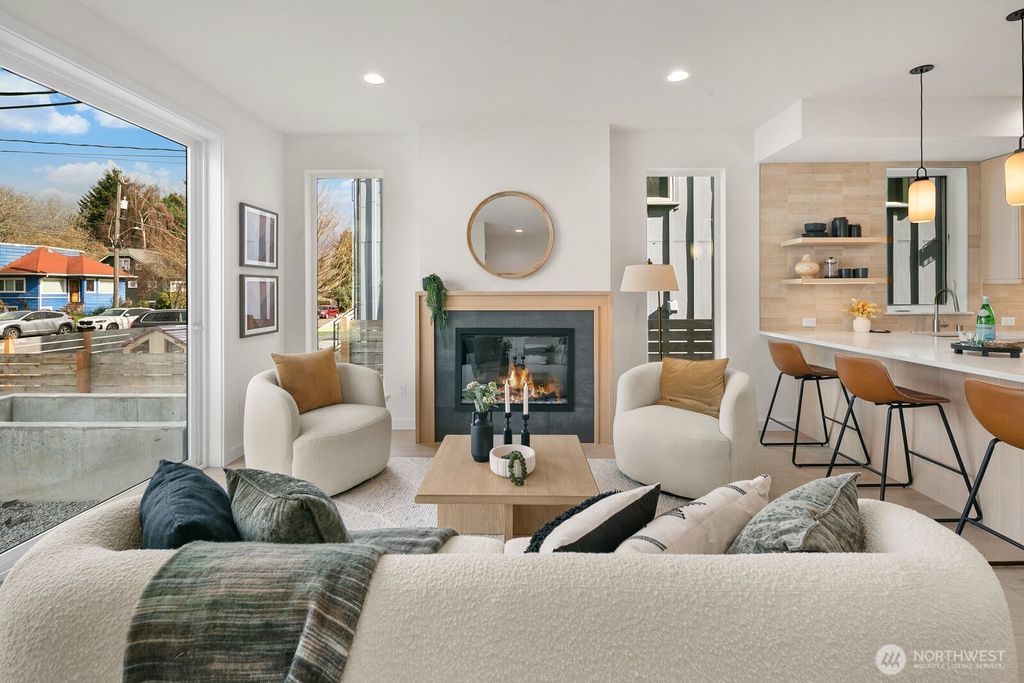 Photo of 2851 NW 70th Street, Seattle, WA 98117 (MLS # 2515345)