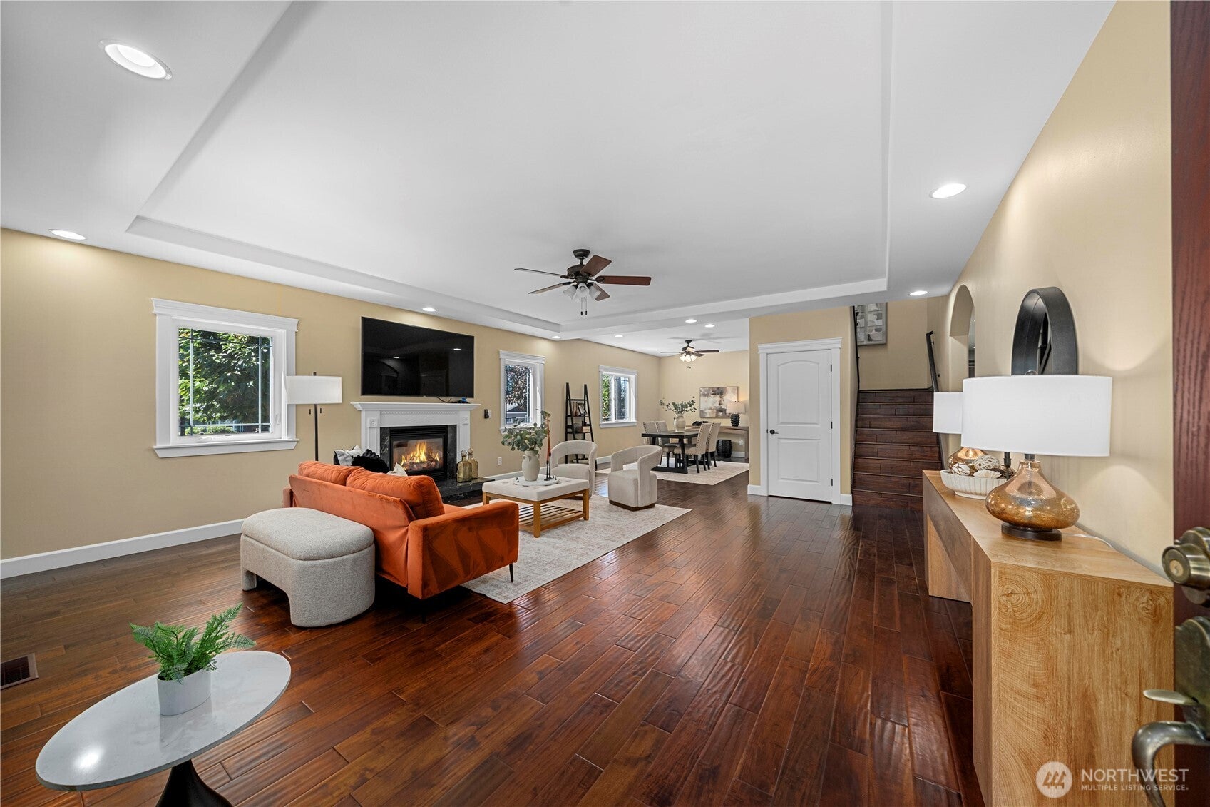 3139 Oas Drive W