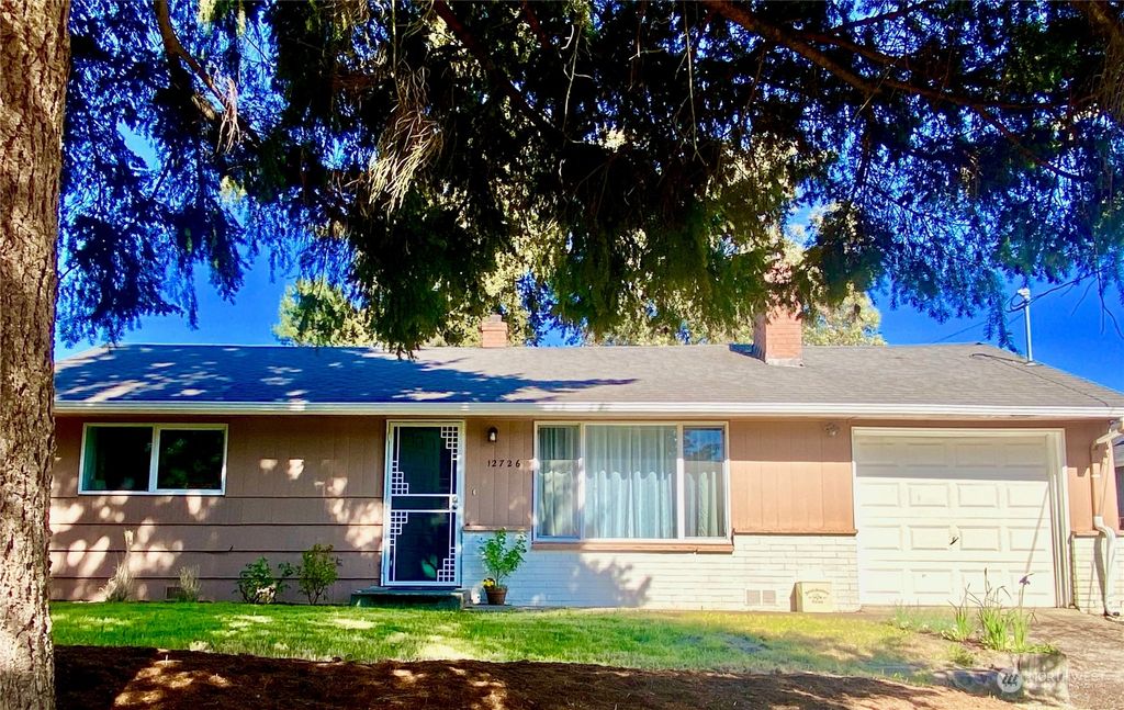 Photo of 12726 26th Avenue NE, Seattle, WA 98125 (MLS # 2236283)