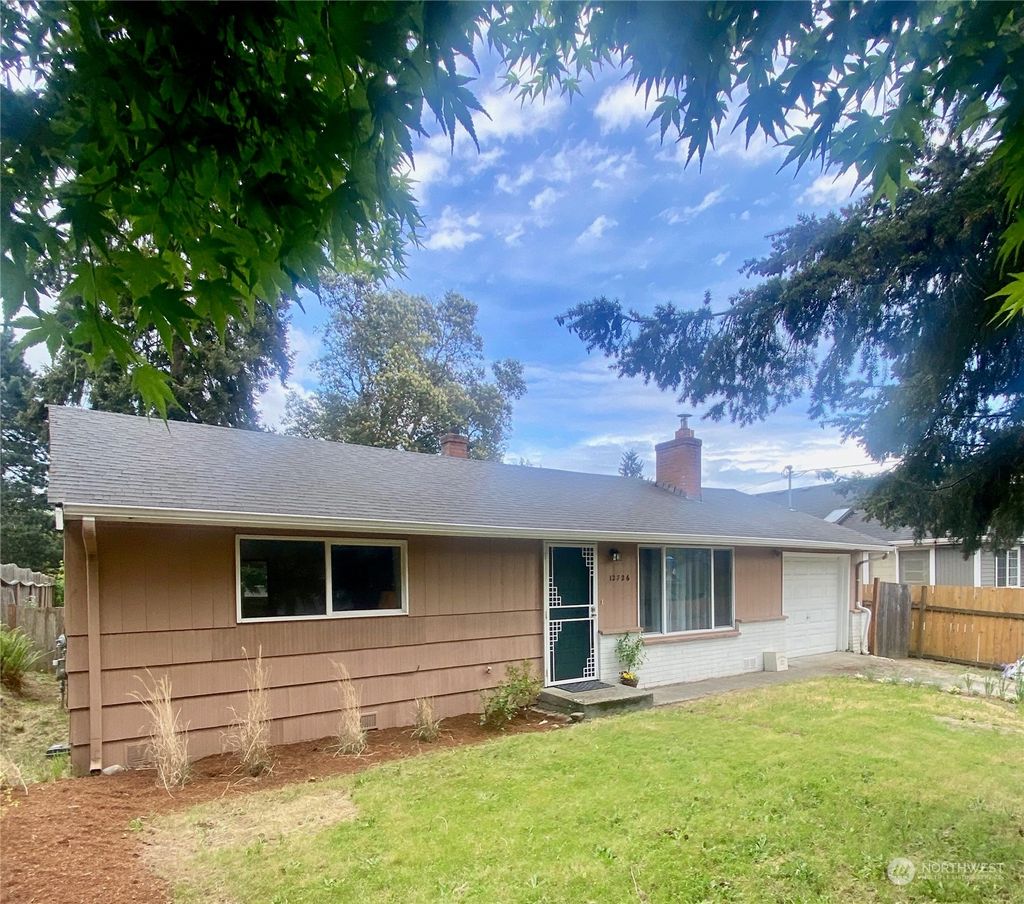 Photo of 12726 26th Avenue NE, Seattle, WA 98125 (MLS # 2236283)