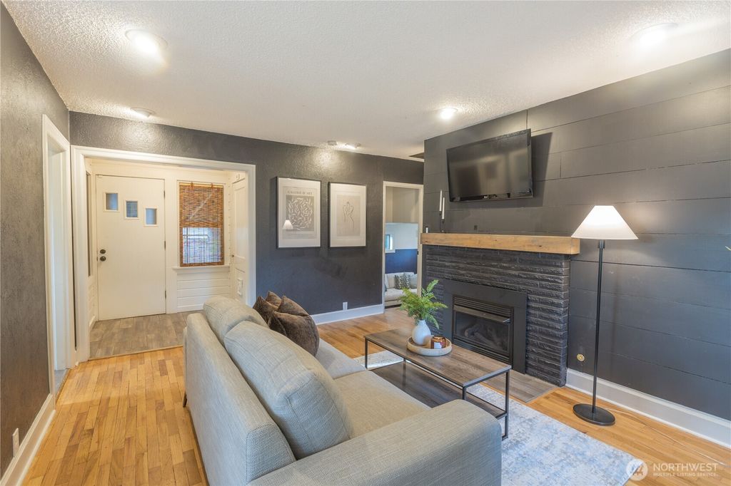 listing image 9369953504267270537