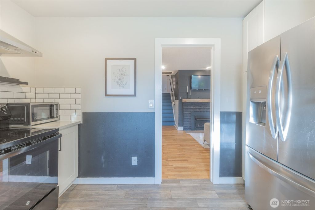listing image 9363901291494931471